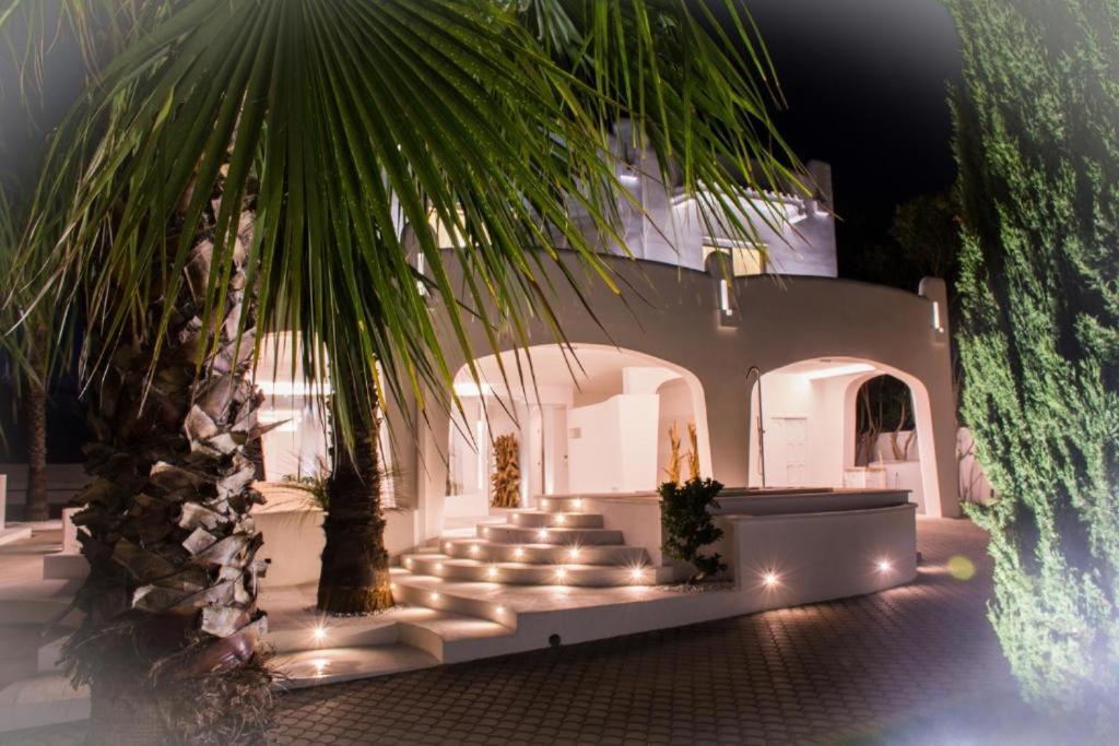 B&B Valentino Luxury Rooms By Salentolimit Порто-Чезарео Экстерьер фото